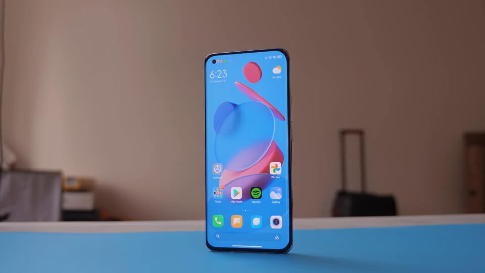 Xiaomi Mi 11 obzor cena i harakteristiki