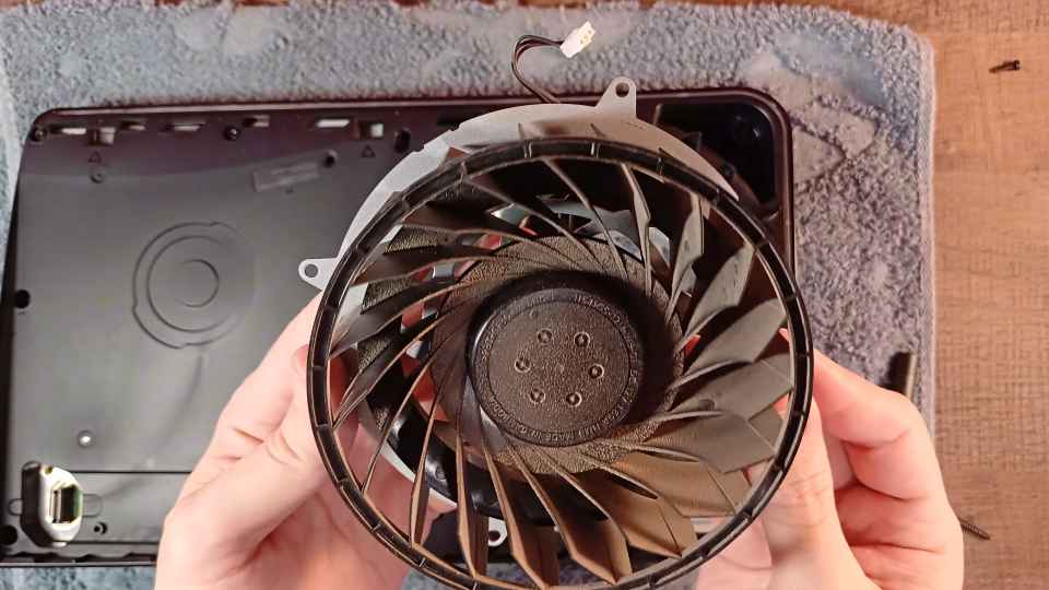  kogda PS 5 nachinaetsja peregrevat'sja