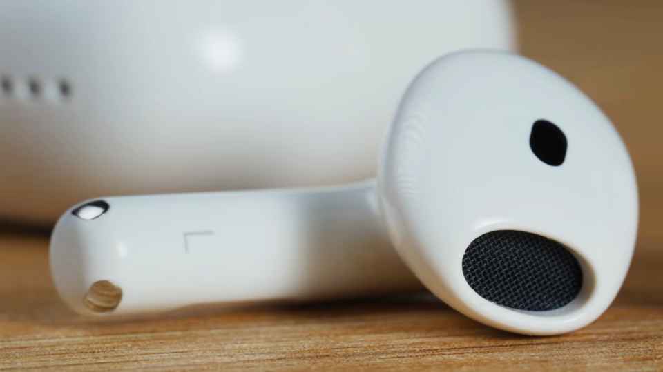 Bazovaja versija AirPods 5